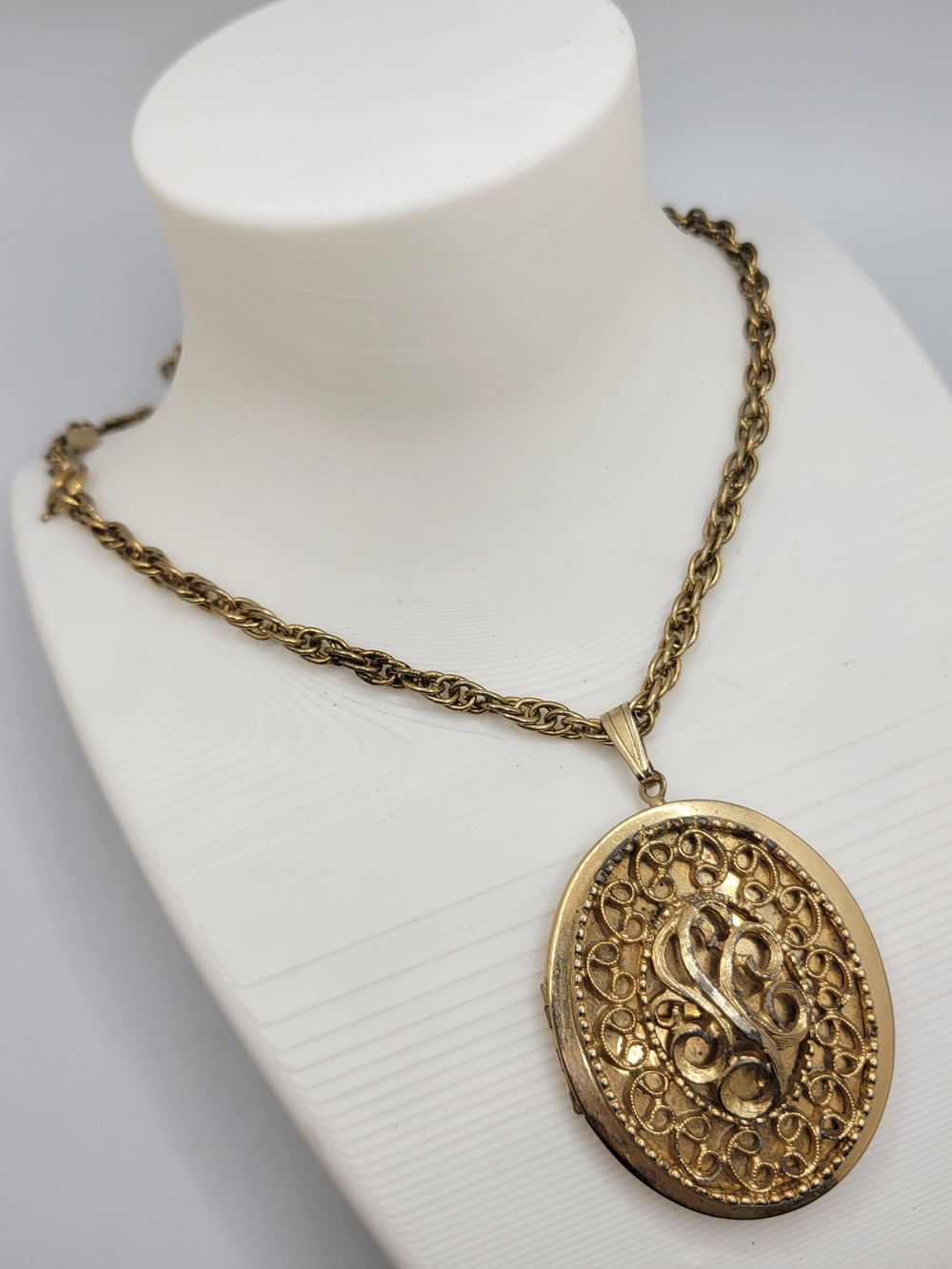 Gold-Tone Filigree Oval Locket Necklace - Women's Jewelry